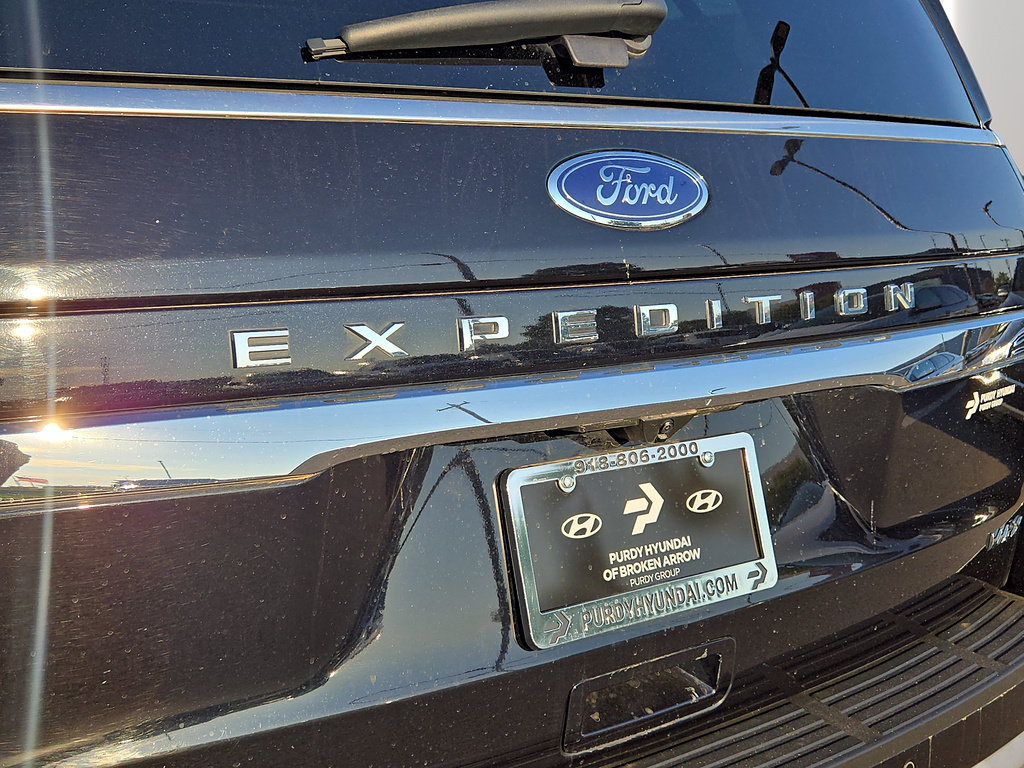 Used 2022 Ford Expedition Max Limited AWD/4WD image 45