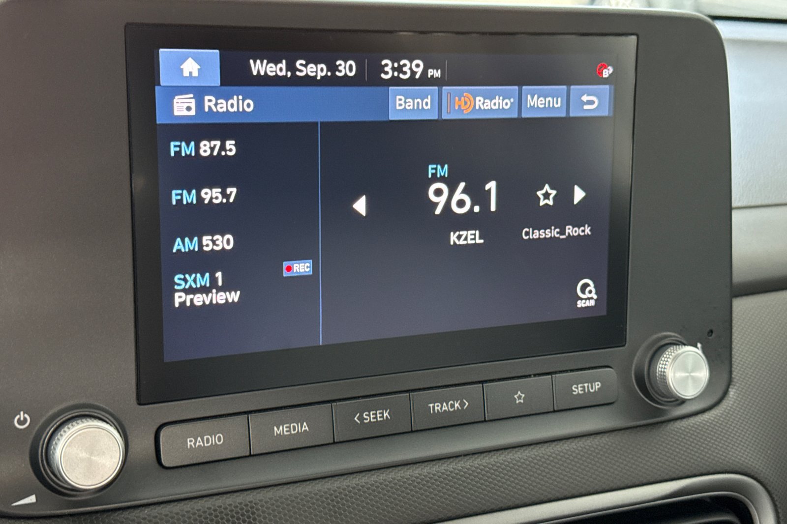 Used 2023 Hyundai Kona SE w/ Cargo Package FWD image 19
