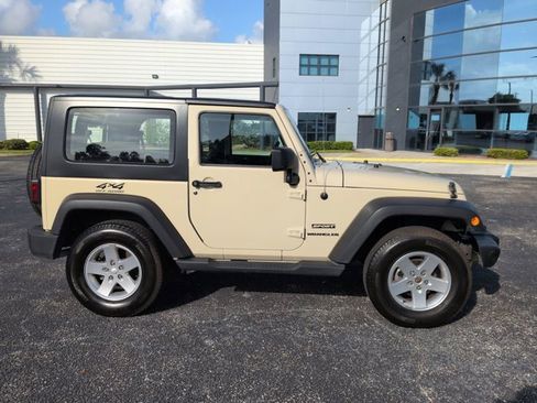 Used 2011 Jeep Wrangler Sport image 4