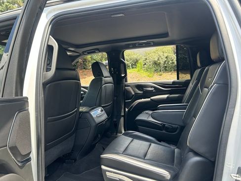 Used 2021 Cadillac Escalade ESV Premium Luxury w/ Performance Package RWD image 41