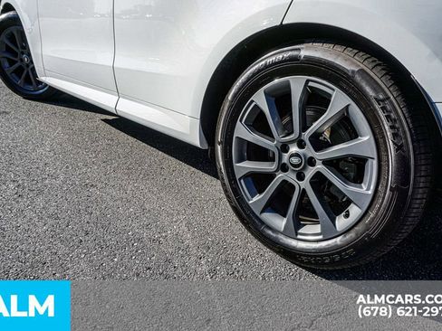 Used 2023 Land Rover Range Rover Sport SE Dynamic image 15