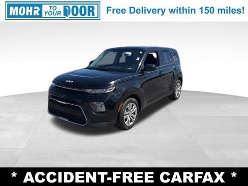 Used 2022 Kia Soul LX image 1