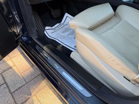 Used 2007 BMW 750i RWD image 23