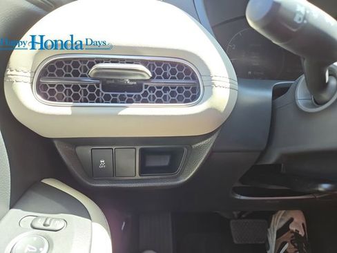 New 2026 Honda HR-V EX-L image 25
