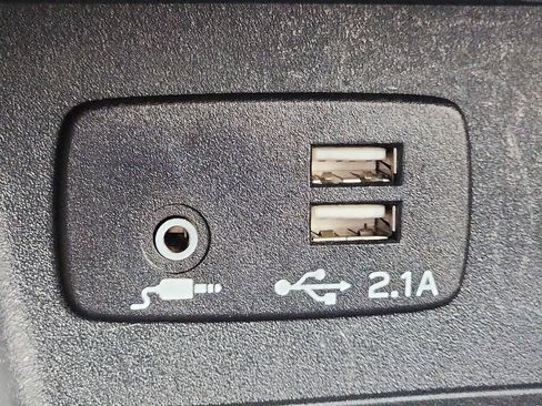 Used 2023 Subaru Forester Sport image 24