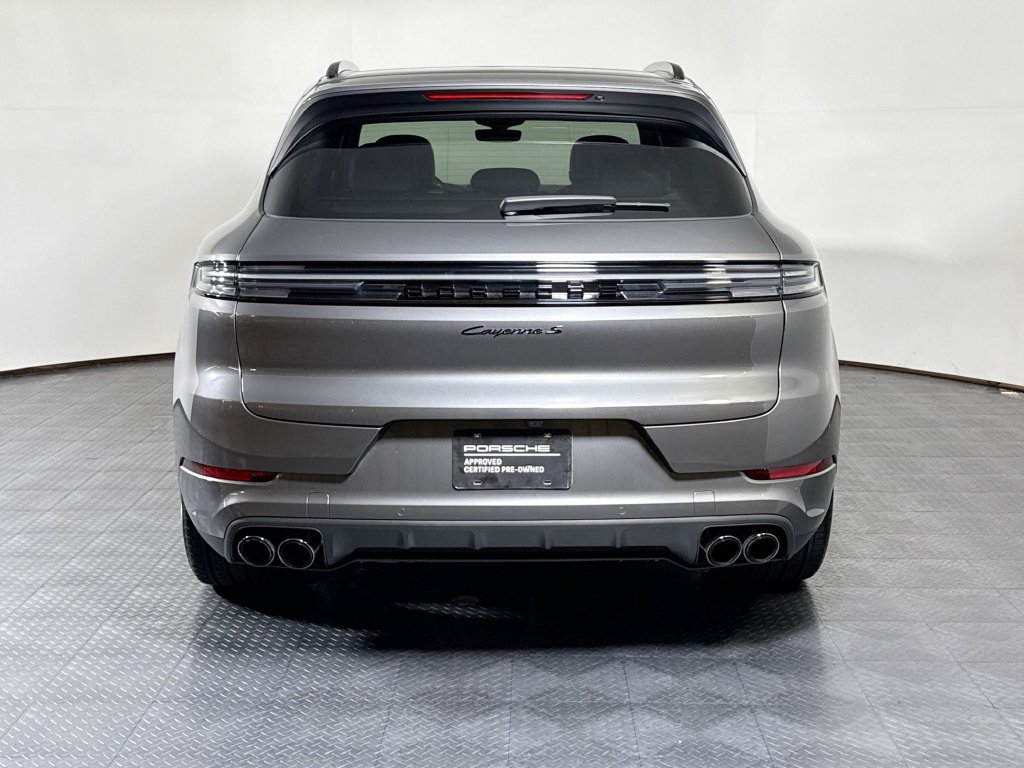 Certified 2025 Porsche Cayenne S AWD/4WD image 6