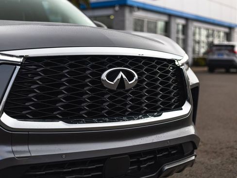 Used 2023 INFINITI QX60 Sensory image 4