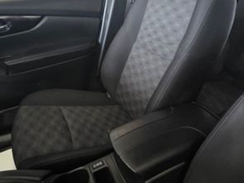 Used 2019 Nissan Rogue Sport SV w/ Technology Package image 23