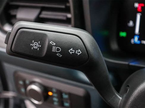 New 2025 Ford Maverick XL image 24