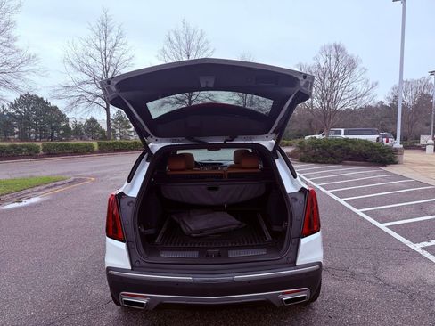 Used 2020 Cadillac XT5 Premium Luxury image 14