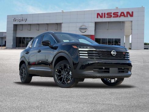 New 2026 Nissan Kicks SR FWD image 1