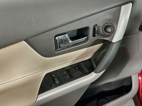Used 2014 Ford Edge SEL w/ Equipment Group 205A FWD image 15