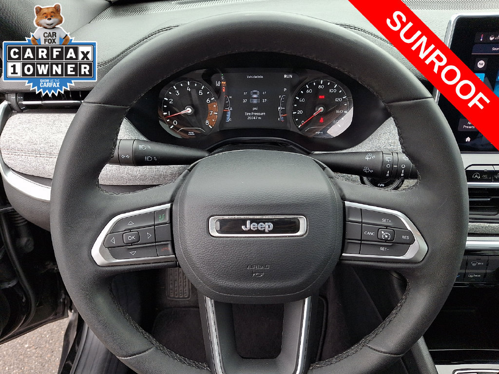 Used 2024 Jeep Compass Latitude w/ Sun and Sound Group AWD/4WD image 19