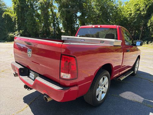 Used 2012 RAM 1500 Express RWD image 5