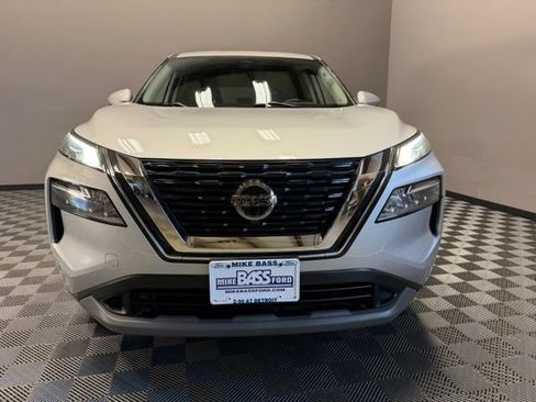 Used 2021 Nissan Rogue SV AWD/4WD image 4