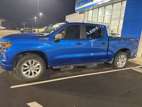 Used 2022 Chevrolet Silverado 1500 Custom image 6