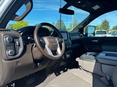 Used 2020 GMC Sierra 2500 SLT w/ Driver Alert Package I AWD/4WD image 10