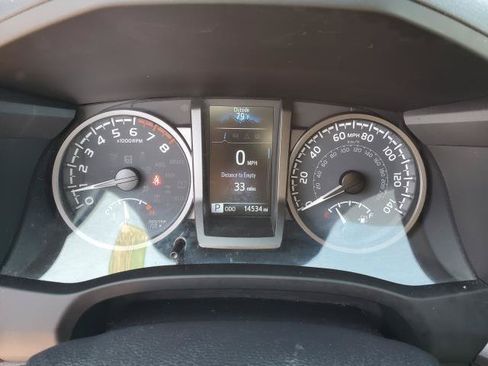 Used 2023 Toyota Tacoma TRD Sport AWD/4WD image 10