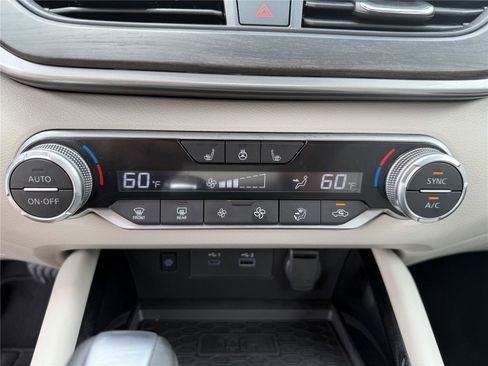 Used 2023 Nissan Altima 2.5 SL AWD/4WD image 7