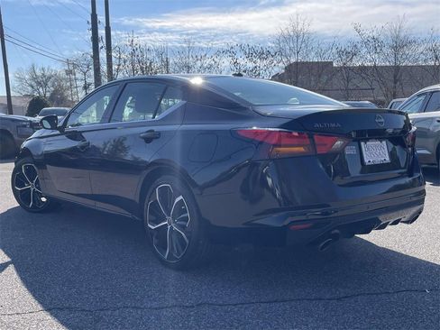 Used 2024 Nissan Altima 2.5 SR image 5
