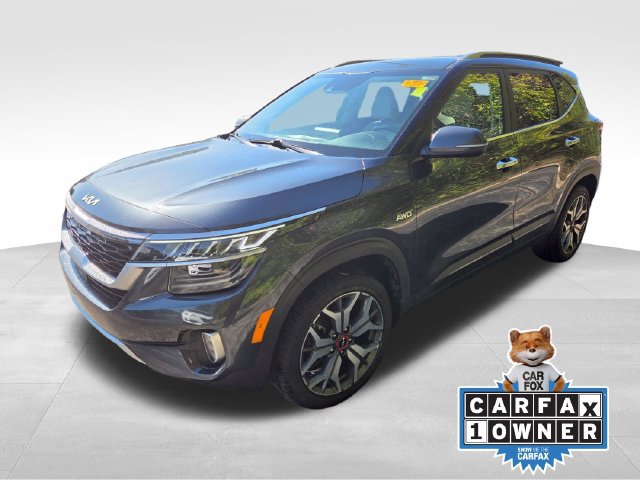 Used 2022 Kia Seltos SX w/ Sunroof Package AWD/4WD image 1