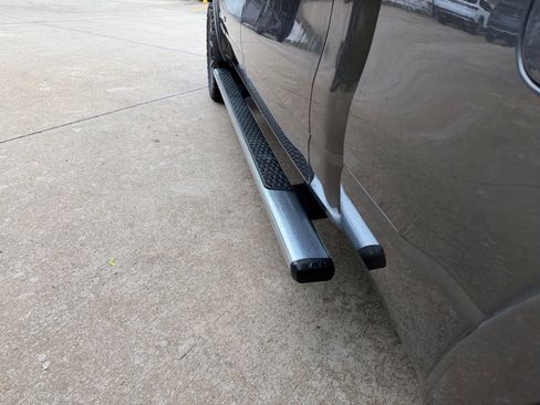 Used 2020 RAM 1500 Laramie AWD/4WD image 36