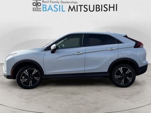 Used 2024 Mitsubishi Eclipse Cross SE image 2