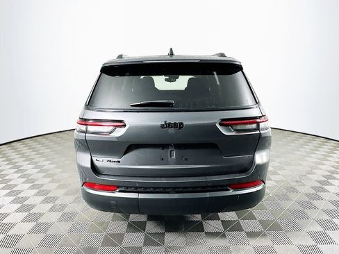 Certified 2023 Jeep Grand Cherokee L Laredo image 10