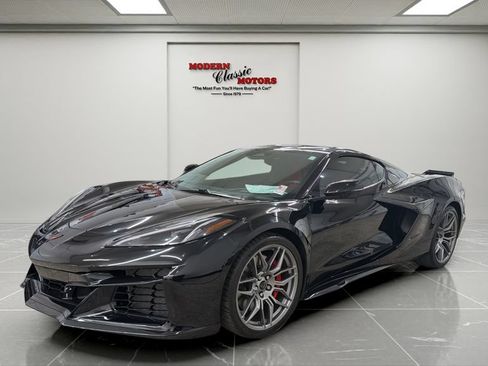 Used 2026 Chevrolet Corvette Z06 RWD image 3