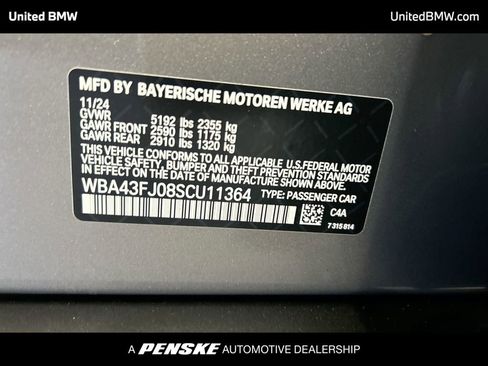 Used 2025 BMW 530i w/ Premium Package image 24