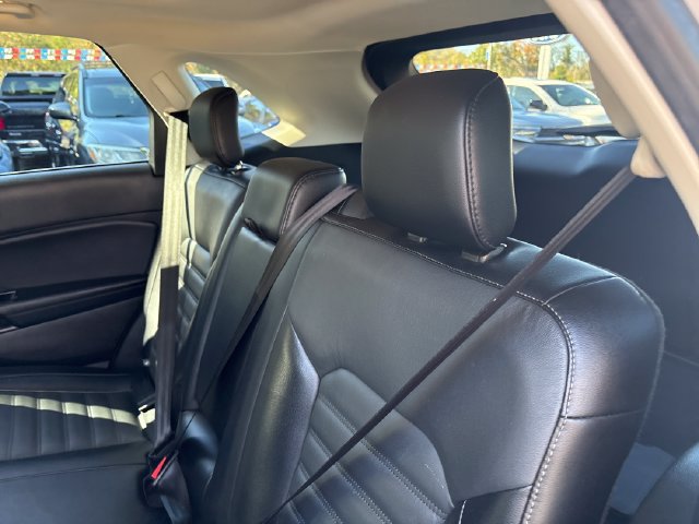 Used 2018 Ford Edge SEL w/ Equipment Group 201A AWD/4WD image 22