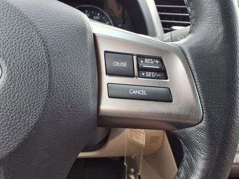 Used 2012 Subaru Outback 3.6R Limited AWD/4WD image 14