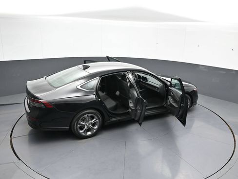 Certified 2023 Honda Accord EX image 45