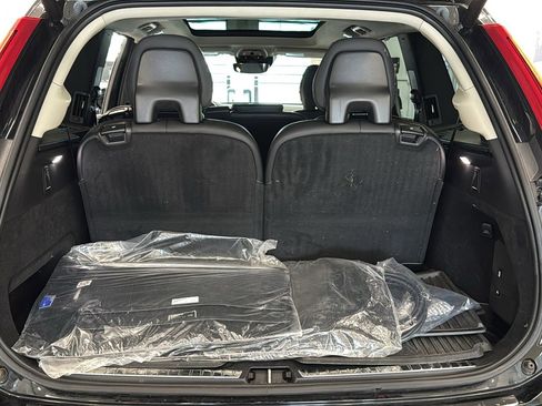 Used 2022 Volvo XC90 T8 Inscription image 30