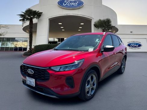 Certified 2025 Ford Escape ST-Line w/ Equipment Group 301A FWD image 2