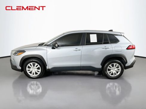 Used 2022 Toyota Corolla Cross L FWD image 4