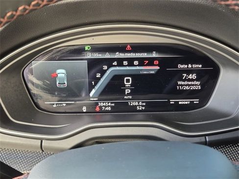 Used 2023 Audi SQ5 Premium Plus w/ Premium Plus Package image 18