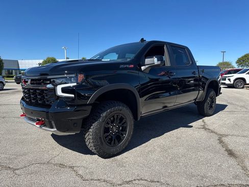 New 2026 Chevrolet Silverado 1500 ZR2 image 3