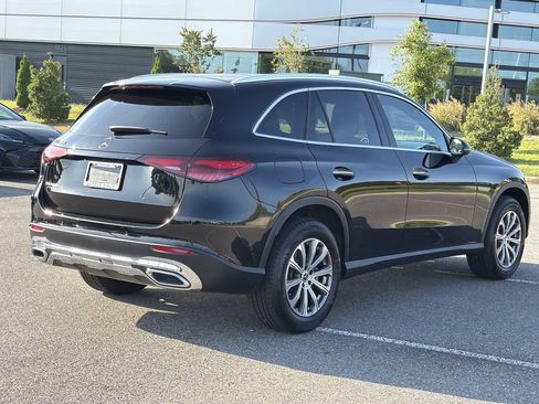 Used 2024 Mercedes-Benz GLC 300 w/ Winter Package image 5
