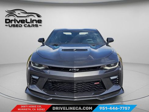 Used 2018 Chevrolet Camaro SS RWD image 2