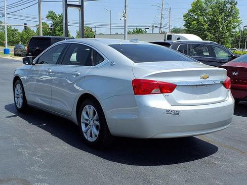 Used 2016 Chevrolet Impala LT w/ Convenience Package FWD image 3