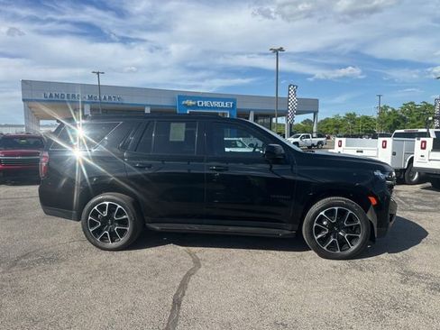 Used 2023 Chevrolet Tahoe RST AWD/4WD image 2