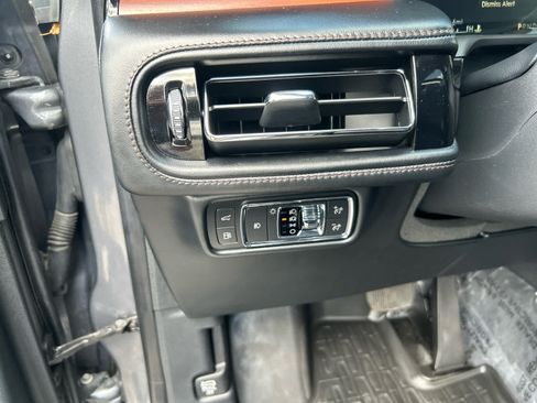 Used 2022 Lincoln Aviator Grand Touring w/ Equipment Group 301A AWD/4WD image 14