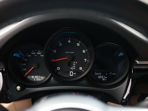 Used 2020 Porsche Macan image 34