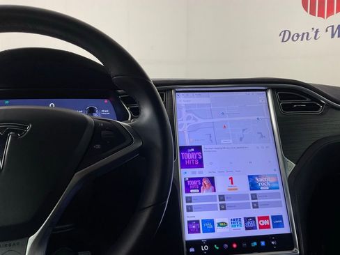 Used 2015 Tesla Model S P90D image 25