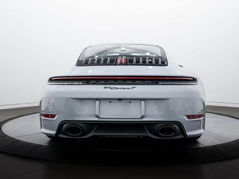New 2026 Porsche 911 Carrera T image 6