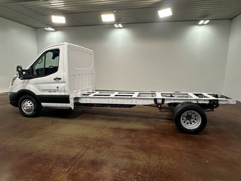 Used 2023 Ford Transit 350 DRW AWD image 31