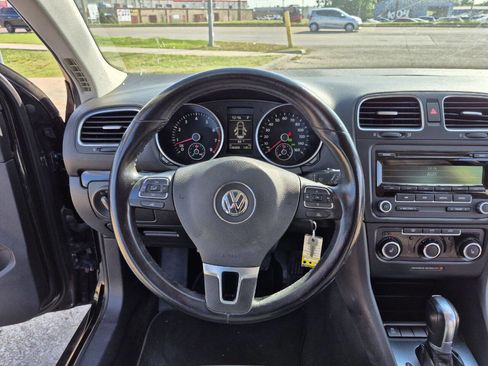 Used 2013 Volkswagen Jetta S image 23