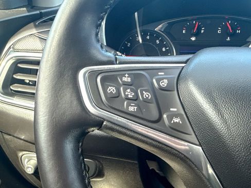 Certified 2022 Chevrolet Equinox Premier AWD/4WD image 49