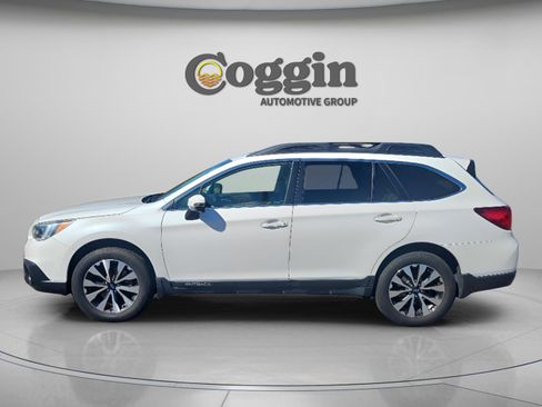 Used 2017 Subaru Outback 2.5i Limited image 1
